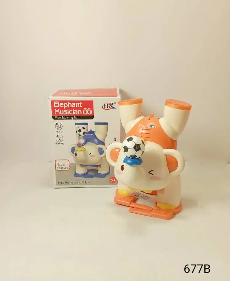 فيل طابة واقف