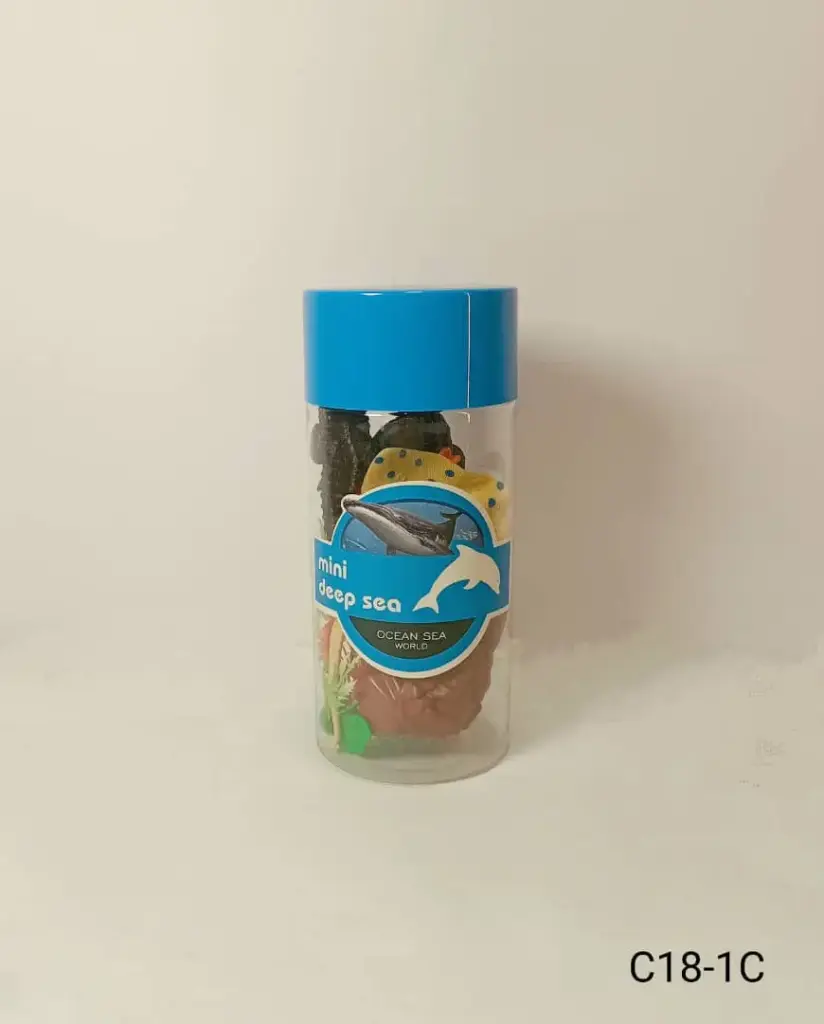 حيوانات بحرية بعلبة