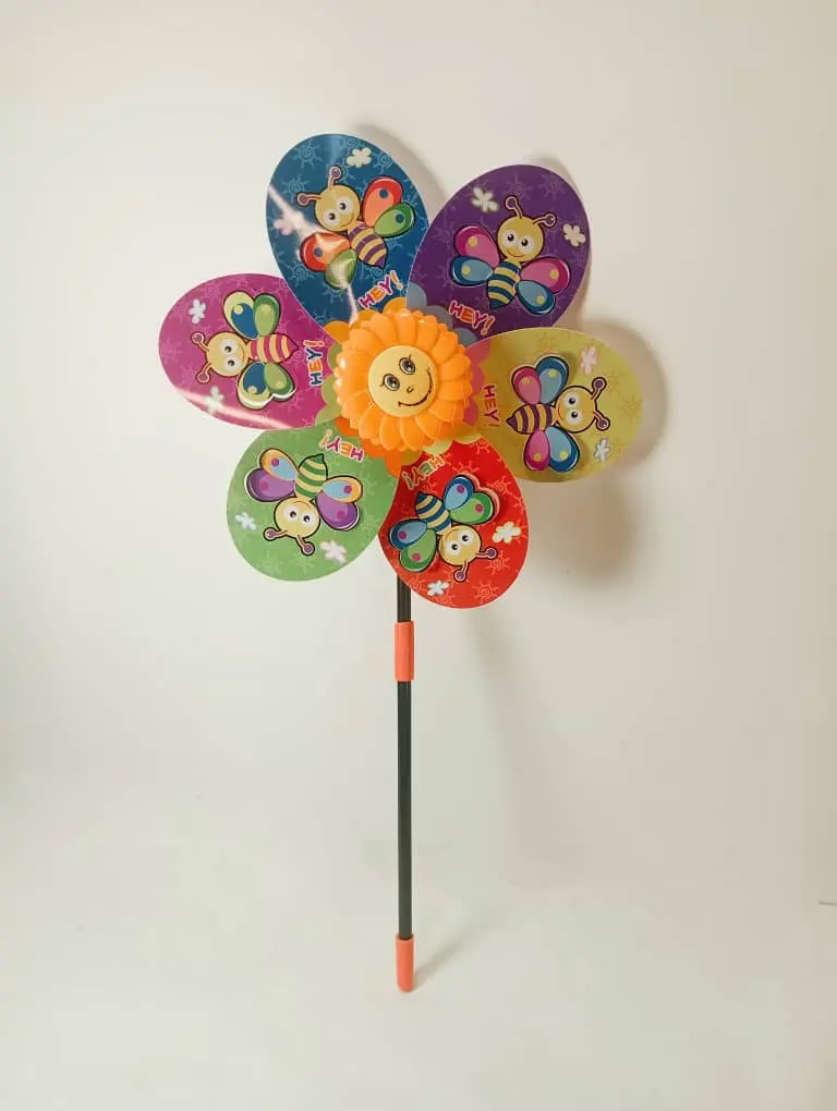 مروحة هوائية وردة