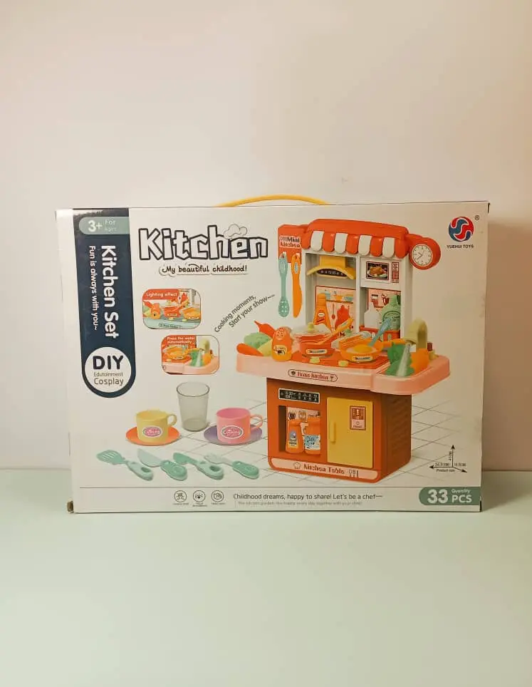 عدة مطبخ علبة