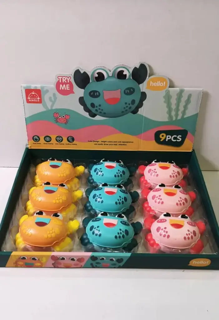 سلطعون سيارة ملون