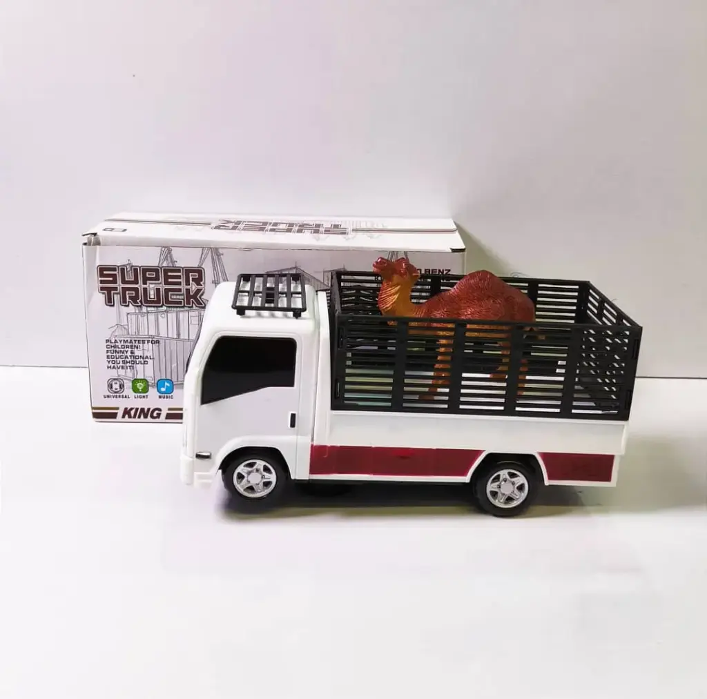 سيارة قفص مع جمل سوزو