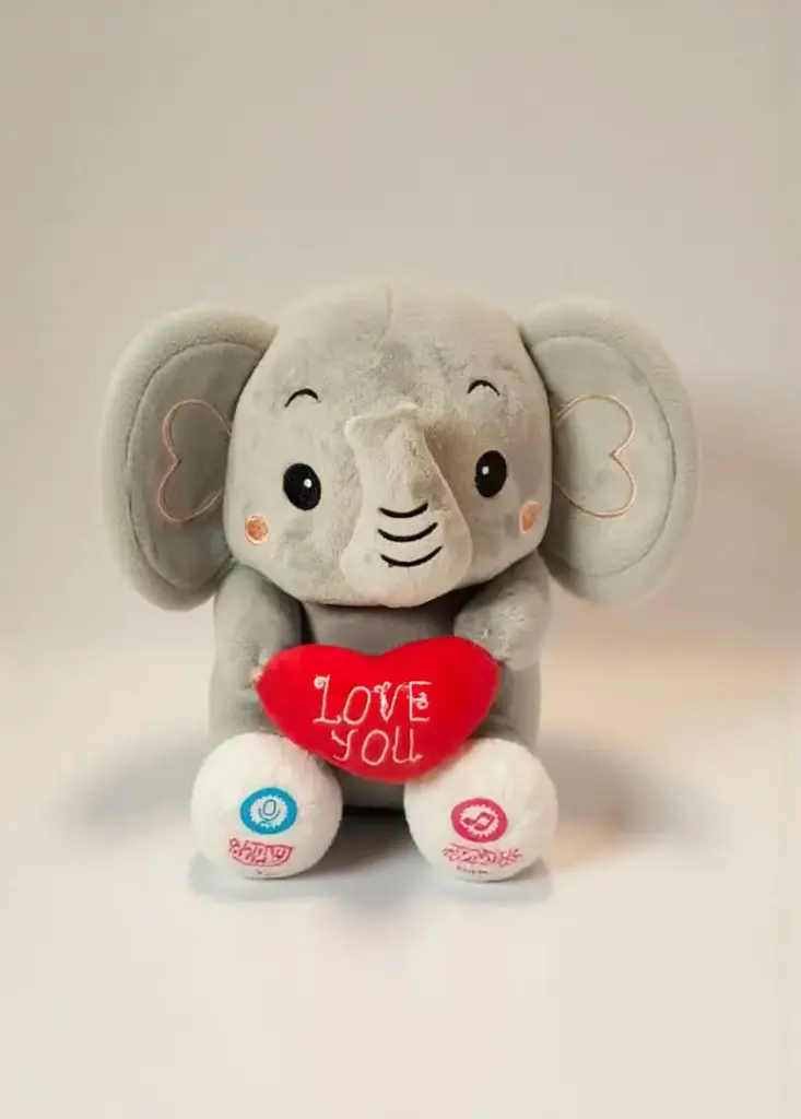 دبدوب فيل ناطق صغير