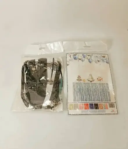 [0018] زينة للحفلات